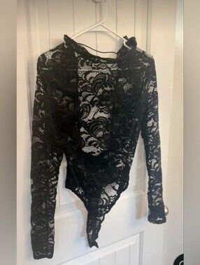Lace Bodysuit Sz Medium, Unworn.